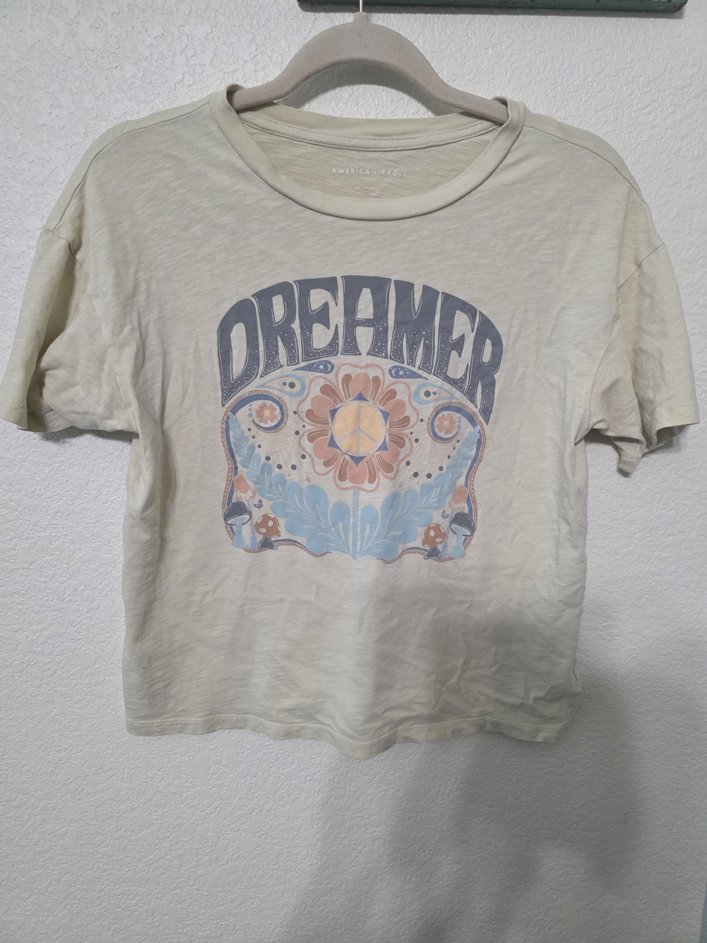 American Eagle Outfitters Women's 'Dreamer' Graphic Tee - Cream